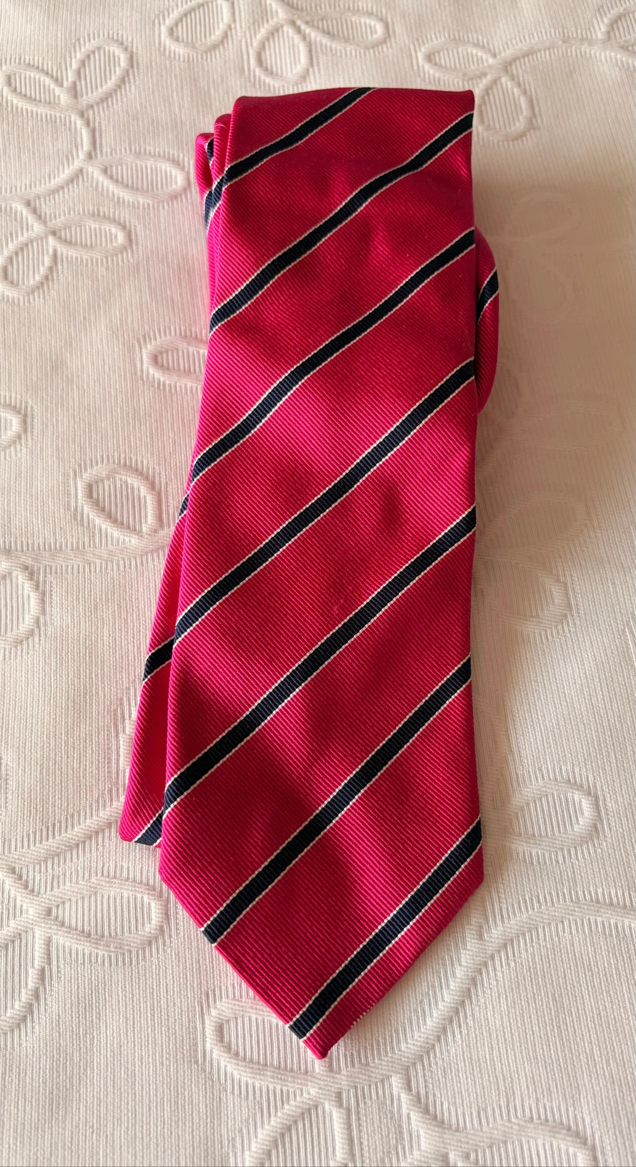 Moderna corbata en fucsia 